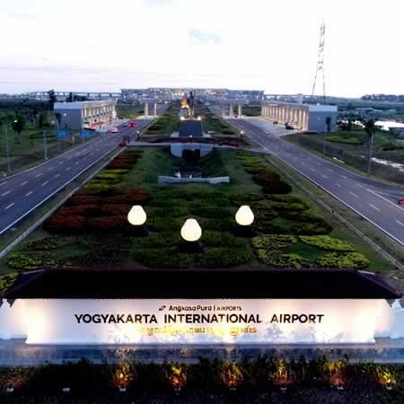 Antar Jemput Bandara Ngurah Rai (DPS) Denpasar Bali ke Bandara YIA Yogyakarta DIY dan Carter Mobil