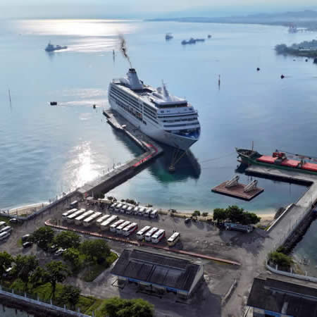 We provide Ngurah Rai International Airport, Denpasar pick-up, drop-off, transfer service to Celukan Bawang, all destinations in Bali, hotel shuttle, car and van rental with professional driver with a variety of comfortable air-conditioned vehicle including Toyota Avanza 5 seater car, Toyota Innova 6 seater car, Toyota Hiace 14 seater van